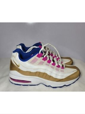 Nike Size 5.5Y Air Max 95 LE (PB&J) sneakers.